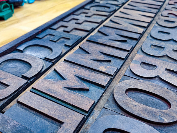 Antique Wooden Letterpress Type - Art Sans Condensed Bold; DeLittle; Sans Serif; 15 Cicero (68 letters, 8 punctuation marks)